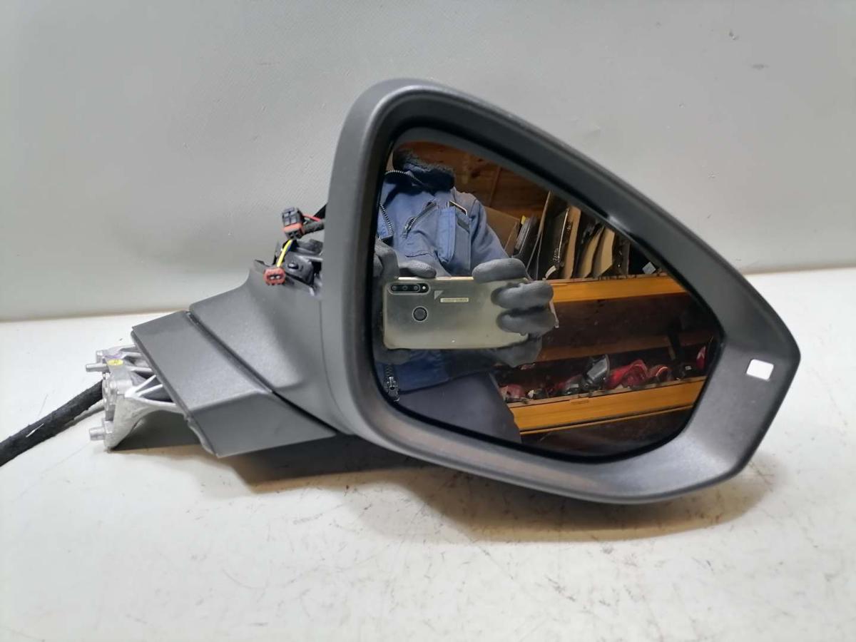 VW Passat B9 Bj.2024 original Au&szlig;enspiegel rechts elektrisch anklappbar